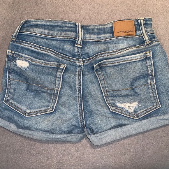 Ripped jean shorts - Picture 2 of 4